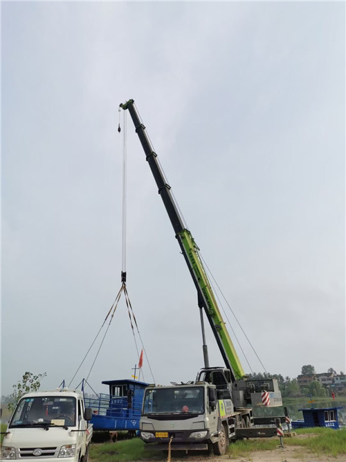 莲花县桥梁建设吊装案例